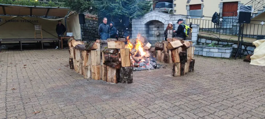 Γιορτή Του Χειμώνα Στην Αλωνίσταινα